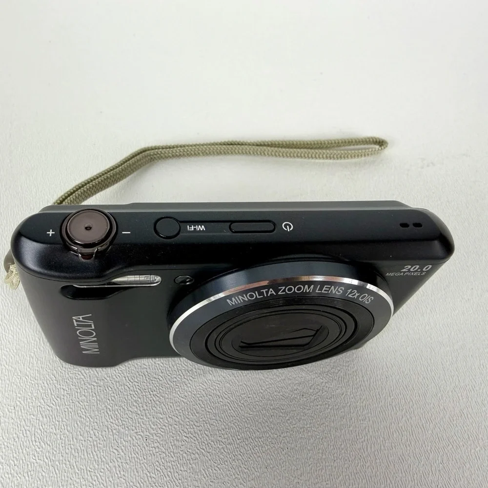 Minolta MN12Z 20MP Digital Camera 12X Optical Zoom HD w/accessories Tested,Works